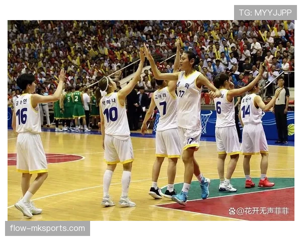 哈利伯顿突破拉扯防守提升球队关键时刻得分效率